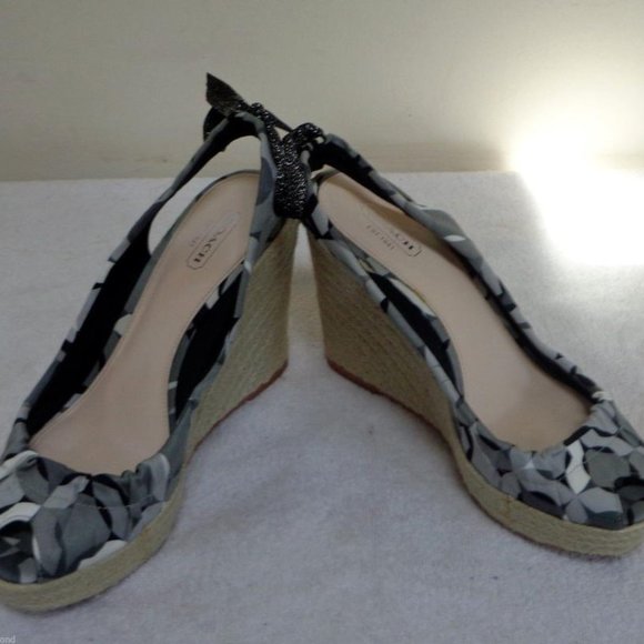 COACH MARITZA BLACK/WHITE WEDGES SANDALS SZ 8.5B - Picture 4 of 11